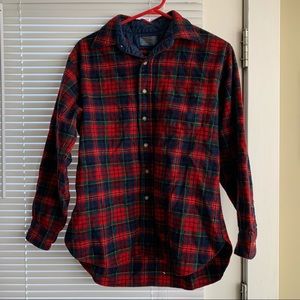 Pendleton 100% virgin wool. Size large button down